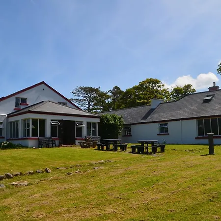 The Connemara - Sleepzone Hostal